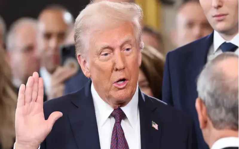  Beloved Fox News Host Leaves Daily Role, Tears up at Trump’s Surprise Video Message