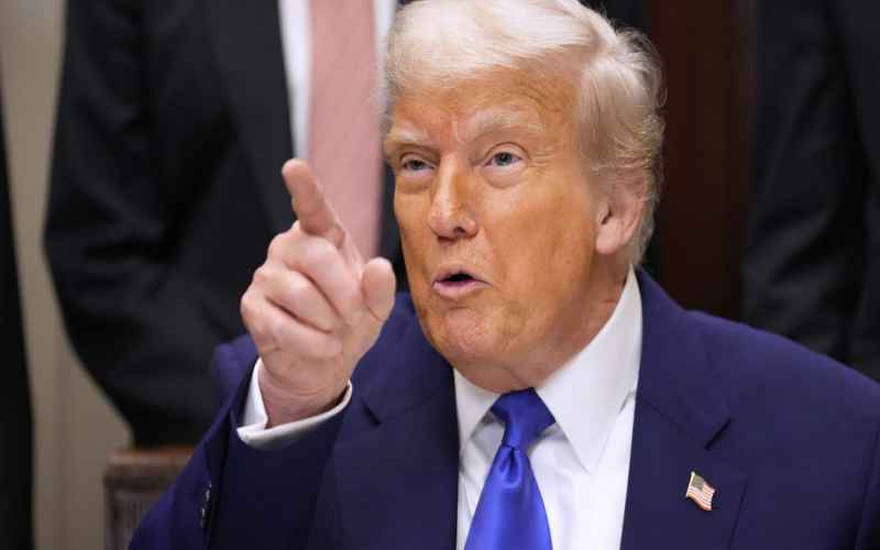  Trump Earns Support From Ro Khanna, Bernie Sanders in Codifying Order to Slash Drug Costs