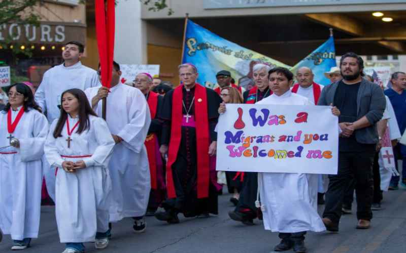  US Bishops Set to Collide with CPB, Trump on Immigration