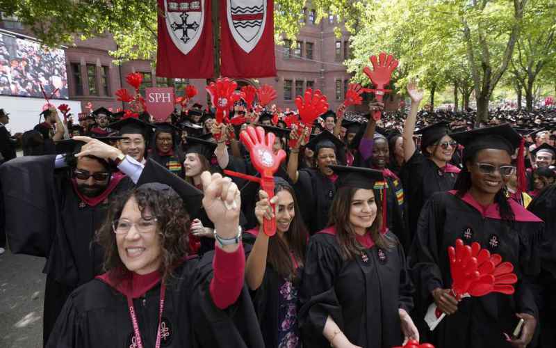  Trump Unloads on Harvard, Accuses Ivy League School of Educating Foreign Students on Your Dime