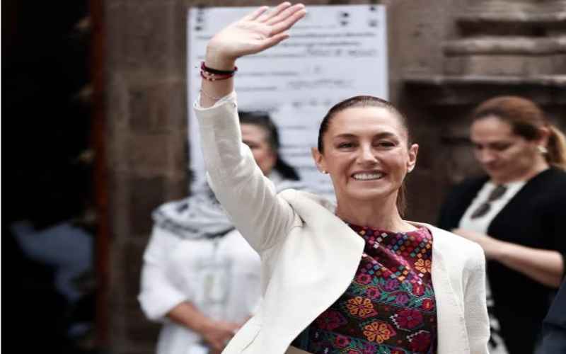  Mexico’s President Sheinbaum Calls for Peace in LA