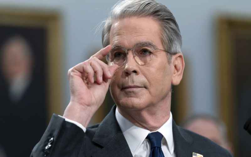  On ‘Face the Nation,’ Scott Bessent Delivered a Lesson on the Economy, With Receipts