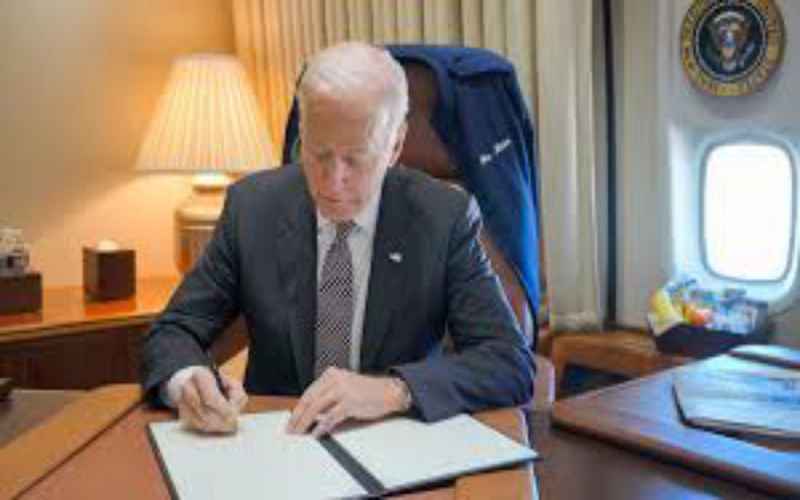  Biden Only Hand-Signed One Pardon for His Son
